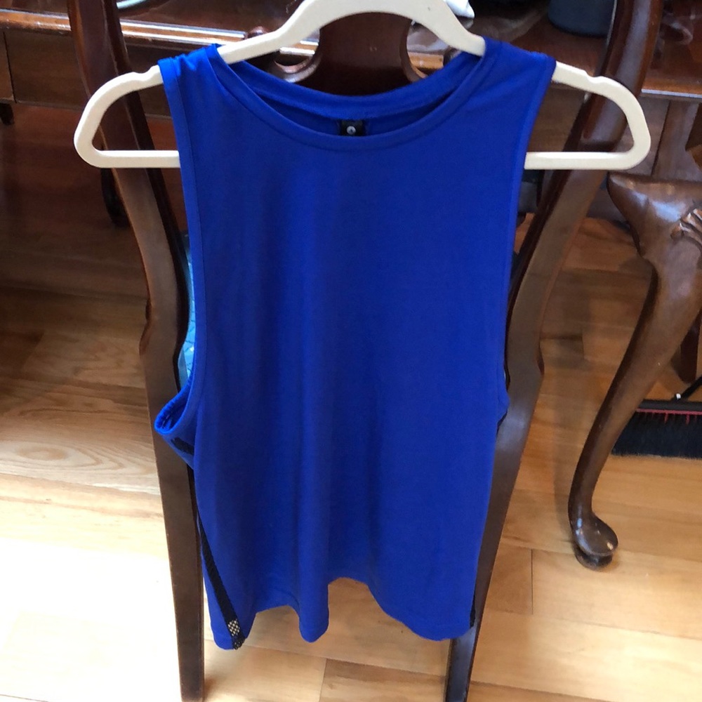 Muscle tank